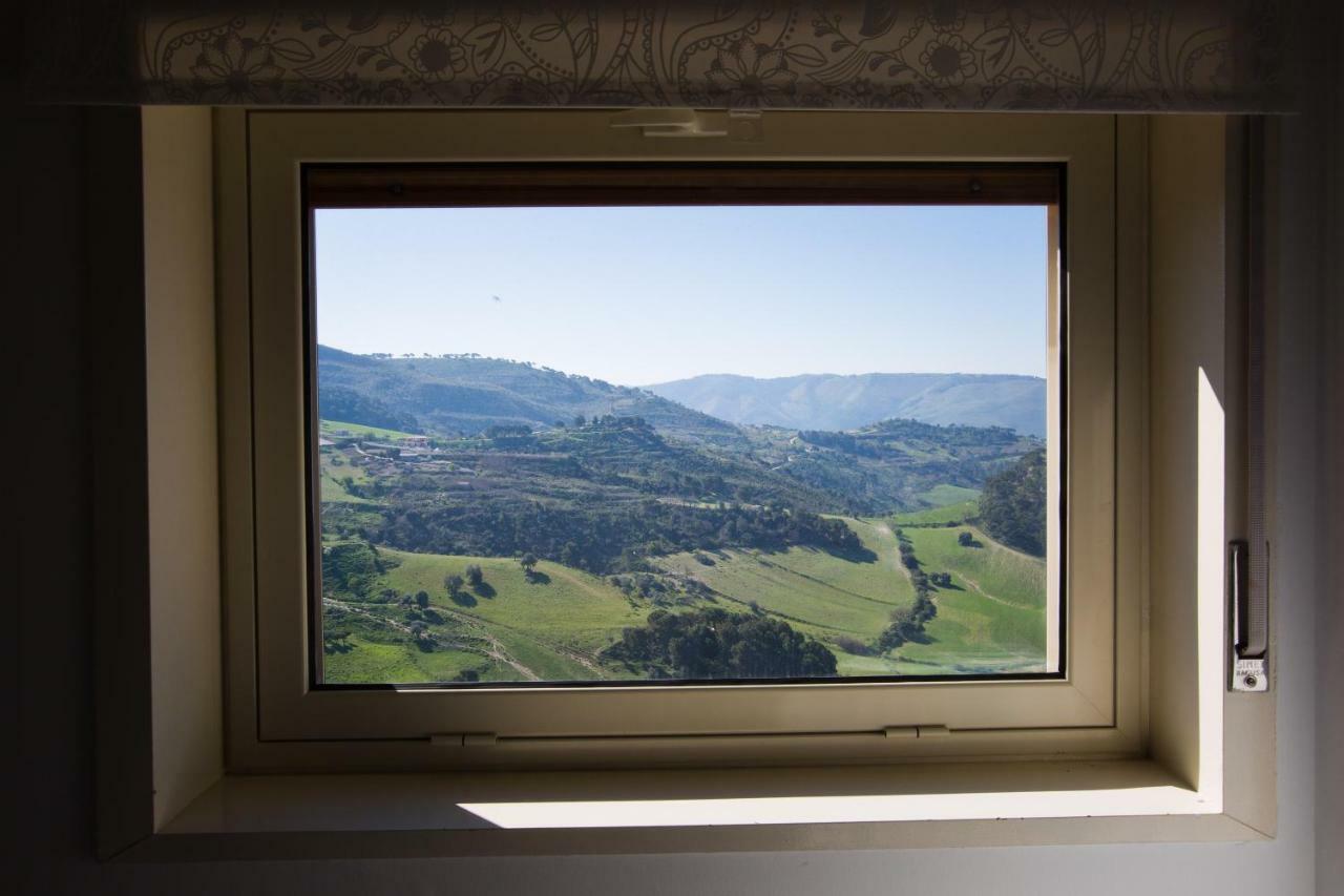 Experience Il Paesino Guest house